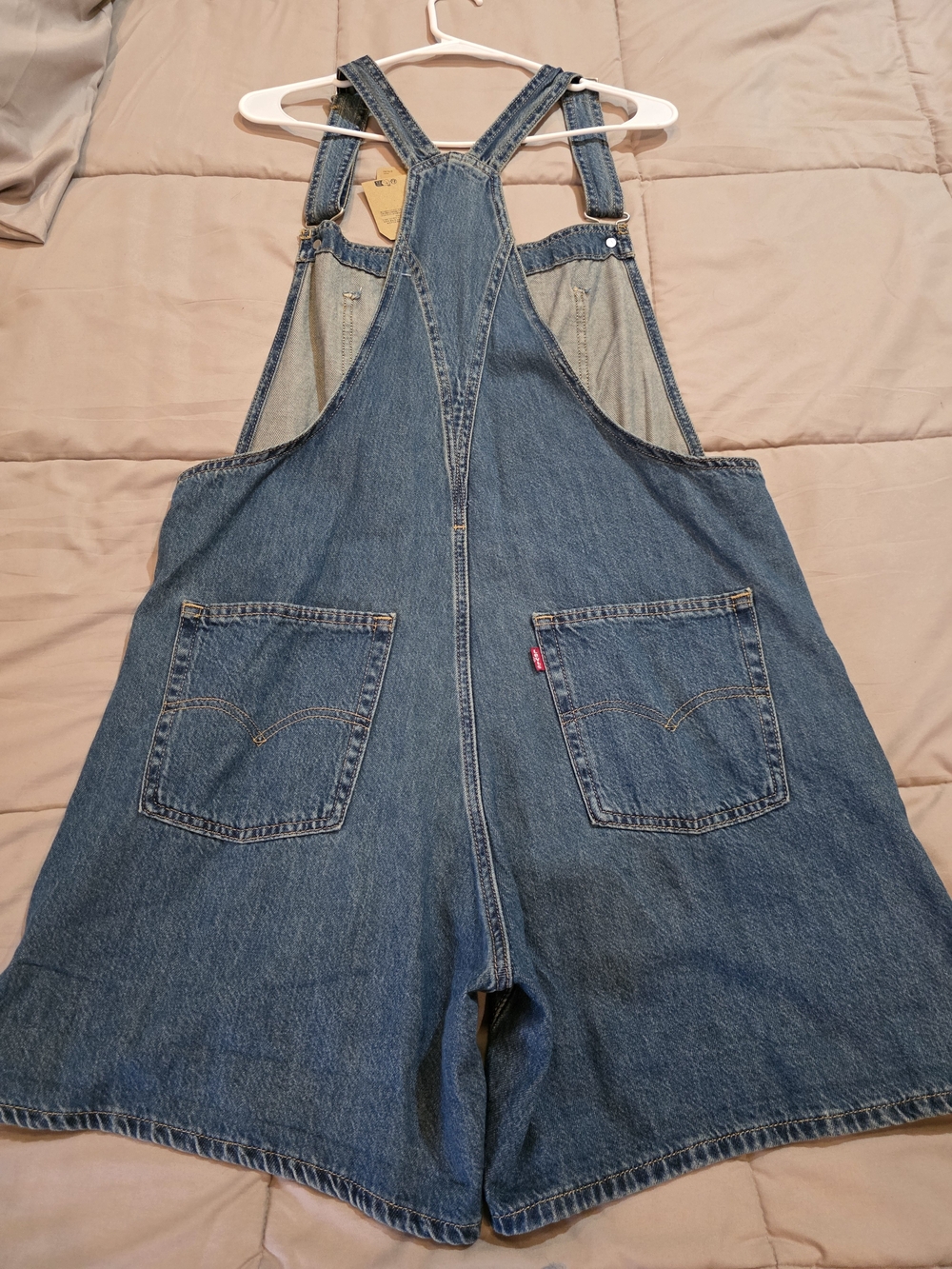 Levi's Women's Utility Lightweight Shorthalls NWT Size L - Picture 2 of 12